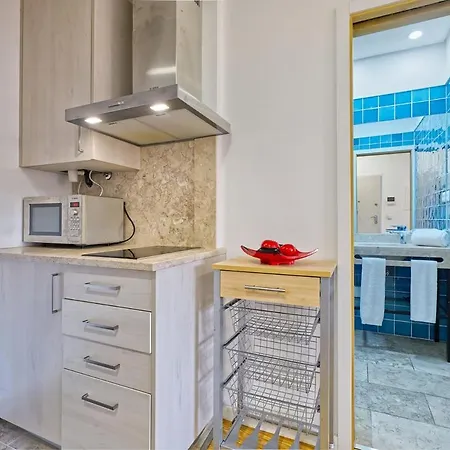 Comfortable Flat In The Center Appartamento Lisbona